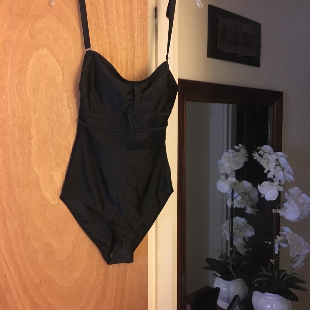 One peace bathing suit Brand new